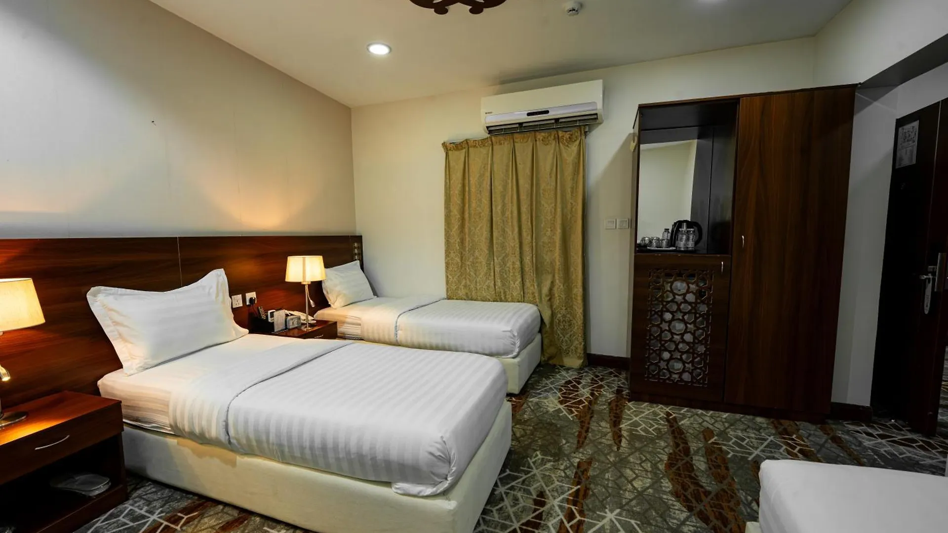 Rizq Palace Hotel Makkah Mecca Saudi Arabia